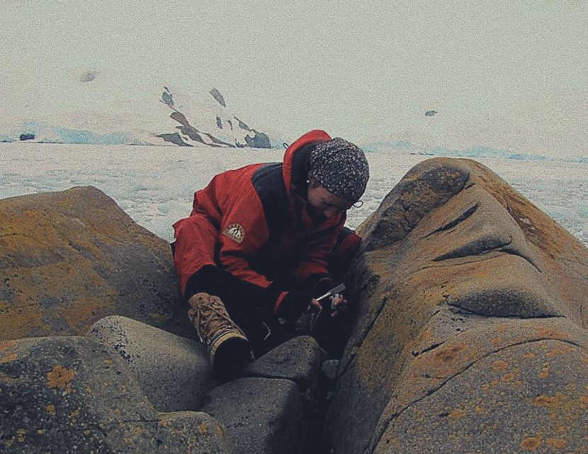 Clau Lizieri na Antártica